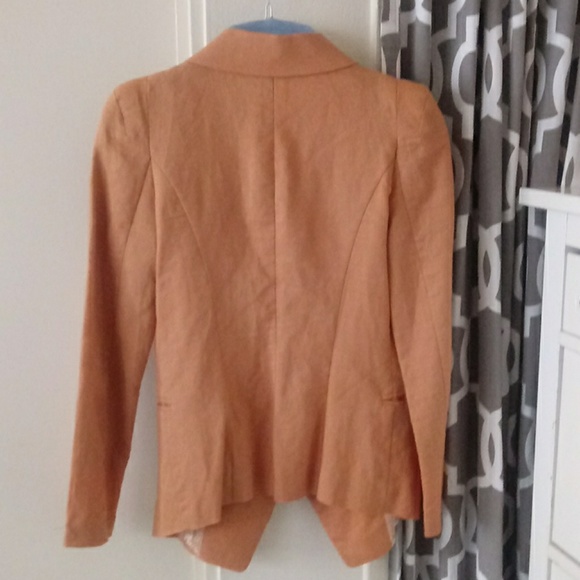 Blazer - Picture 4 of 5